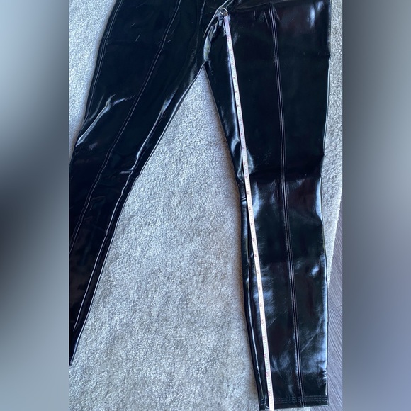 SPANX Faux Patent leather leggings NWT SM - Picture 7 of 11
